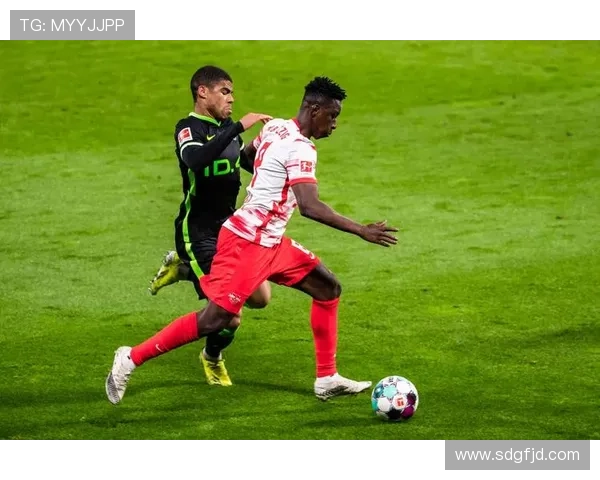 多特瞄准阿奇格雷接替布兰特